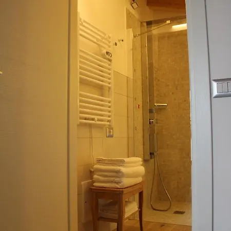 Foresteria Di Bed & Breakfast Menaggio