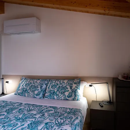 Bed and Breakfast Foresteria Di Μενάτζιο