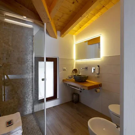 Foresteria Di 4* Menaggio